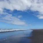 Nueva! Casa En Condominio Con Acceso Directo A La Playa